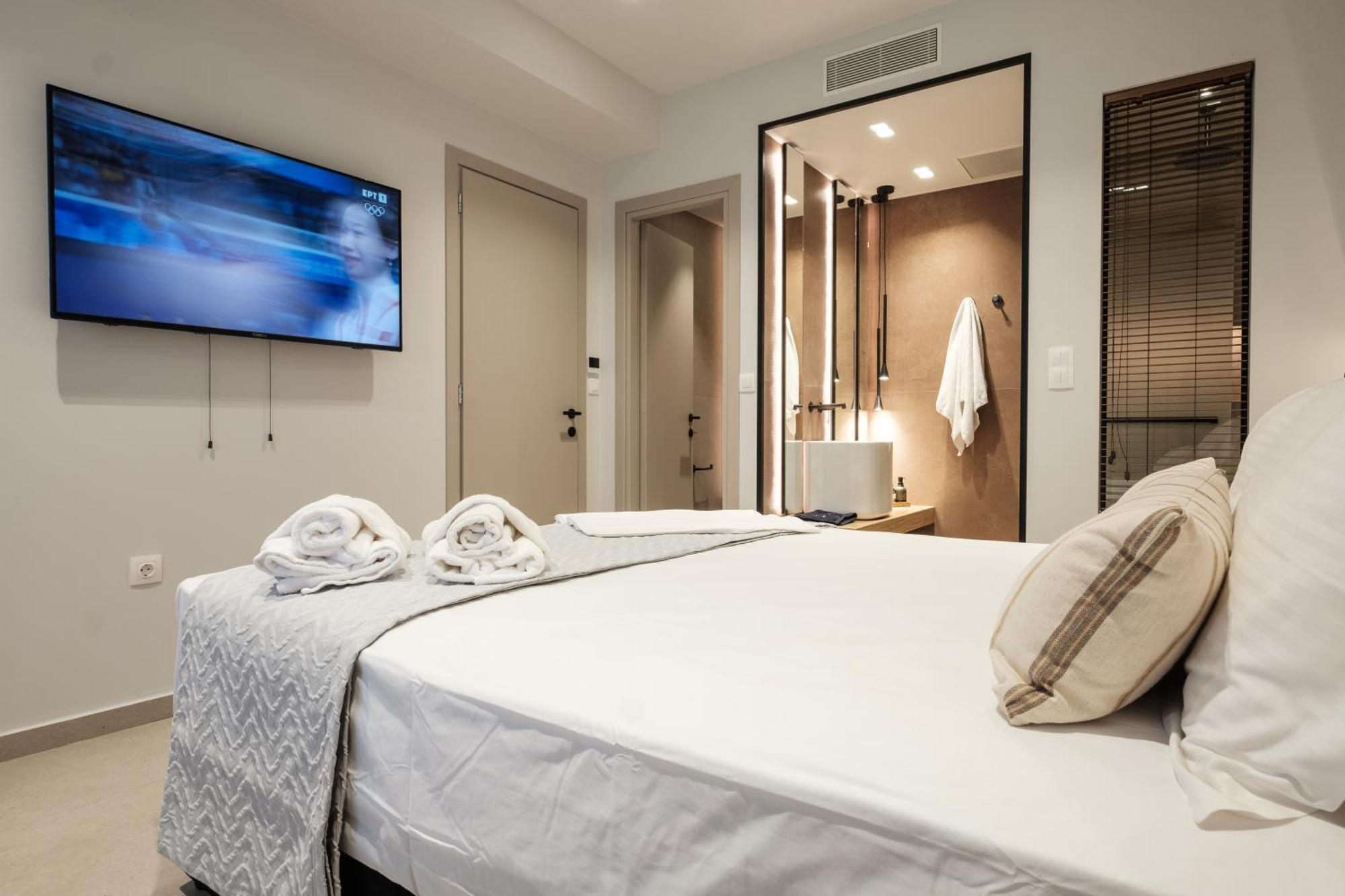 Exceptional Acropolis Suite By Cloudkeys Athen Eksteriør billede